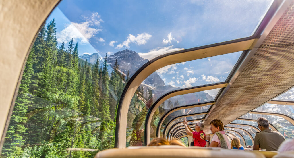 Canada sightseeing with the Rocky Mountaineer train