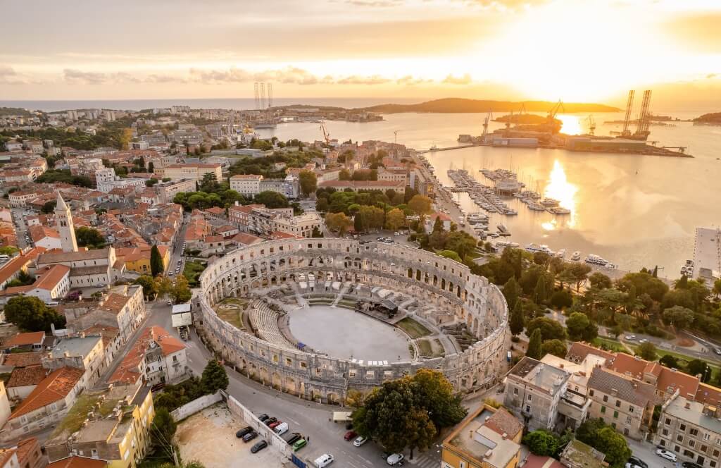 Pula en Croatie, une des plus belles destination de l'itinéraire Interrail des Balkans