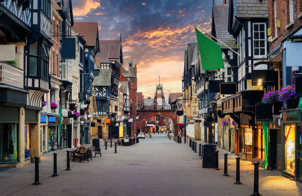 take a day trip to chester from birmingham