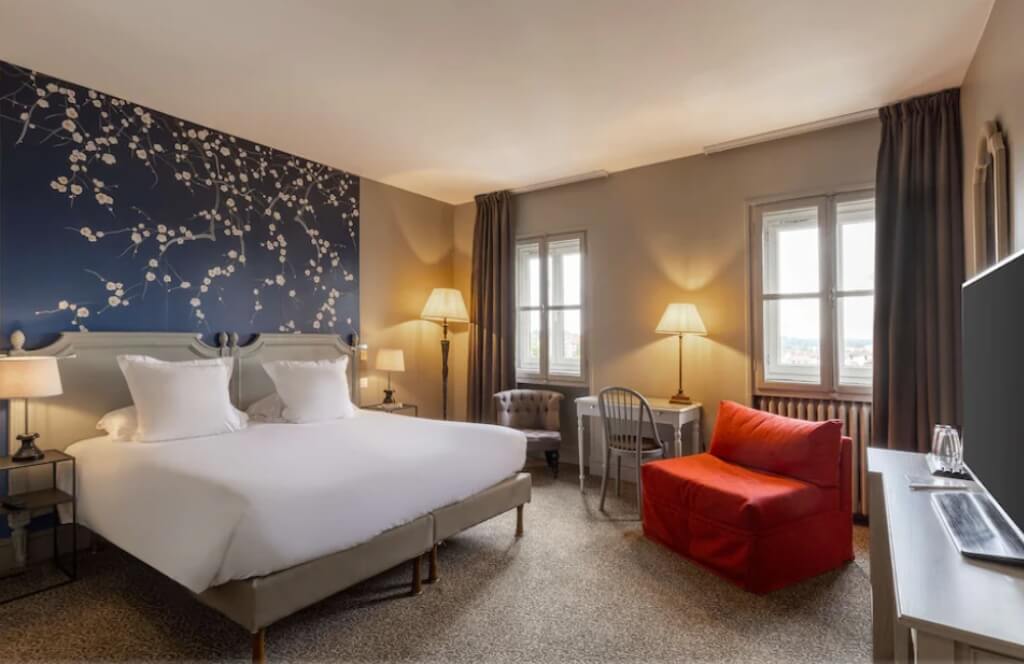 La chambre du Best Western Plus Hotel d'Europe et d'Angleterre pour un week end romantique à 1h de Lyon