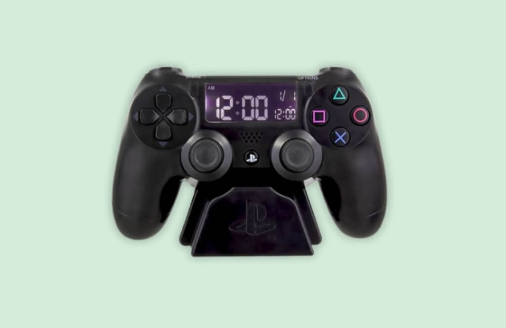 un reveil manette playstation offert en cadeau homme 25 ans