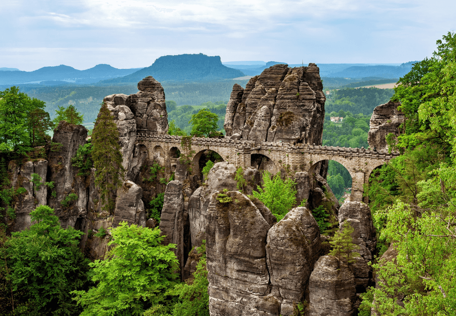 Die Sächsische Schweiz ist eines der schönsten Reiseziele mit dem Zug in Deutschland