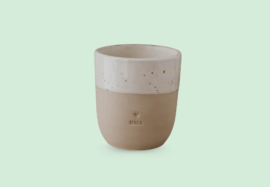 Eine Tasse als Geschenk für werdende Omas